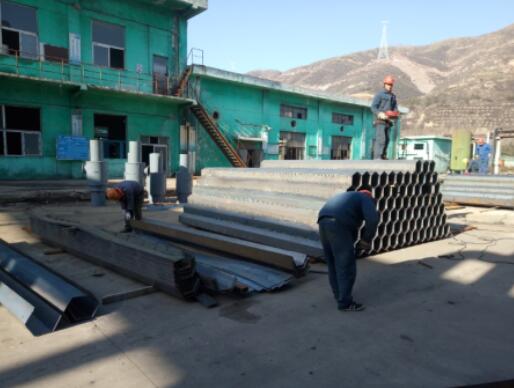 現場蜂窩制作中